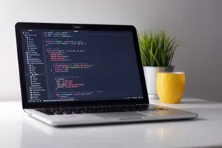 Dezvoltare Web și Magazine Online