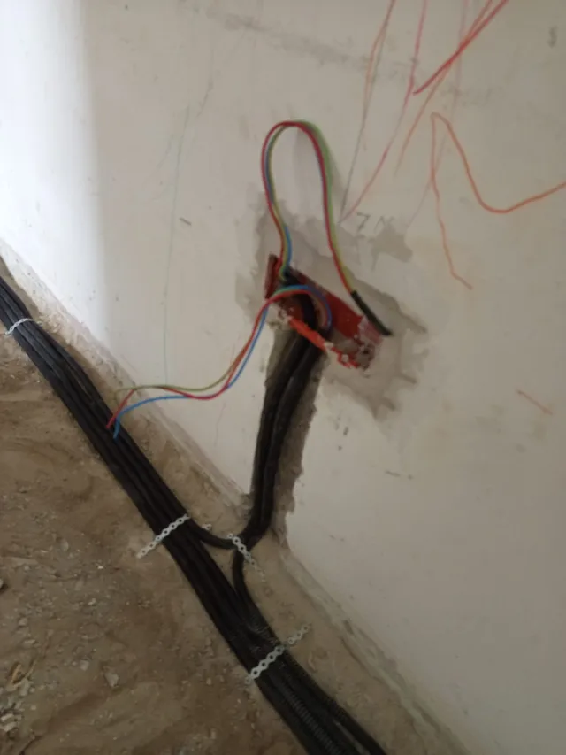 Ciprian — Electrician Iași — Imagine 4
